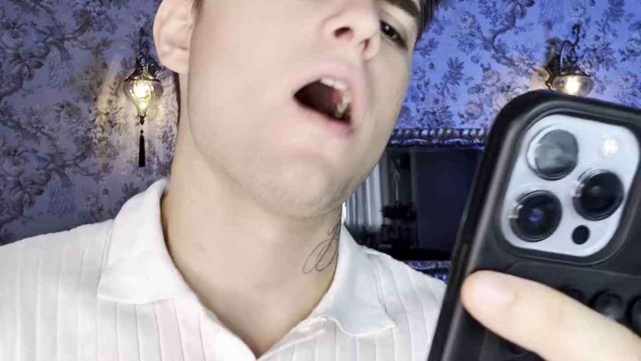 RESANU the Balkan Twink Beats His Cock Like a Bad Boy — TikTok Can’t Handle This 
