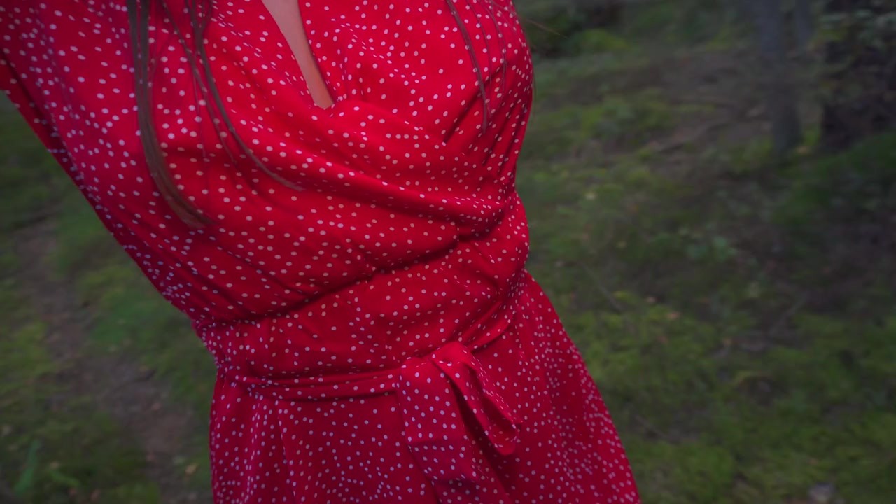 girl took me for a walk in the woods and sucked me off by the river