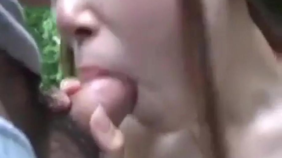 Japanese student outdoor blowjob