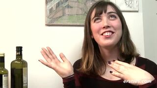 Fiona Plays With Her Hairy Pussy For All To See
