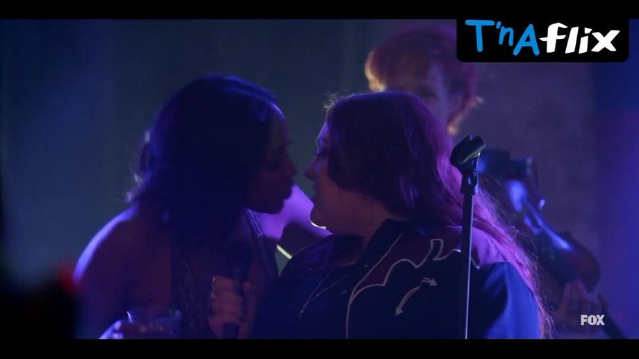 Beth Ditto Lesbian Scene in Monarch