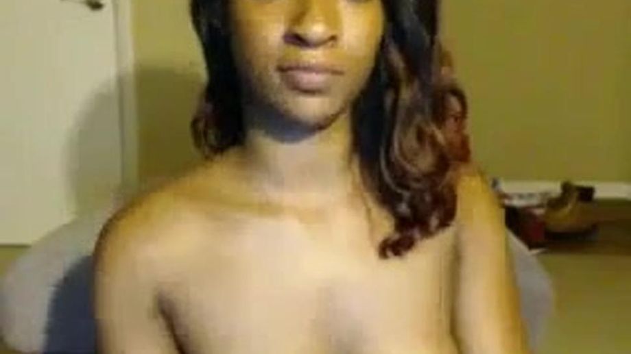 Cute Ebony Cam Girl Fingering