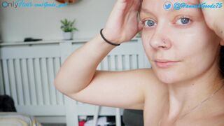 Cute Amateur Girlfriend Takes Massive HD Facial - Hannah Goode