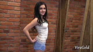 Очень Красивая 18-летняя Аврора Смачно Отсосала мой Хуй