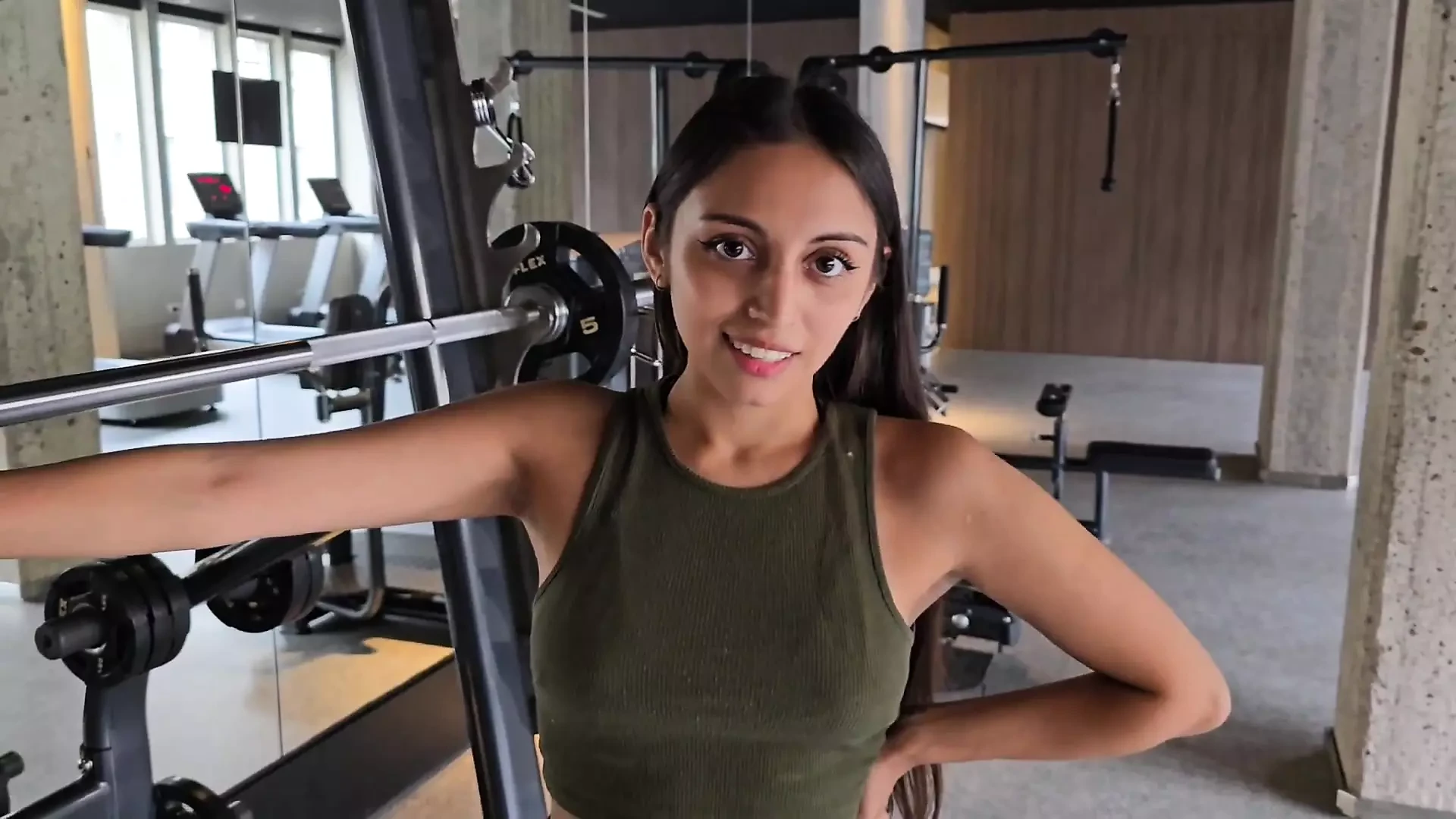 I Helped A Girl At The Gym And I Don't Regret It...