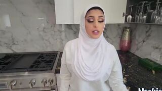 Hijab Sophia Leone & Aubrey Babcock (Sophia Sterling)