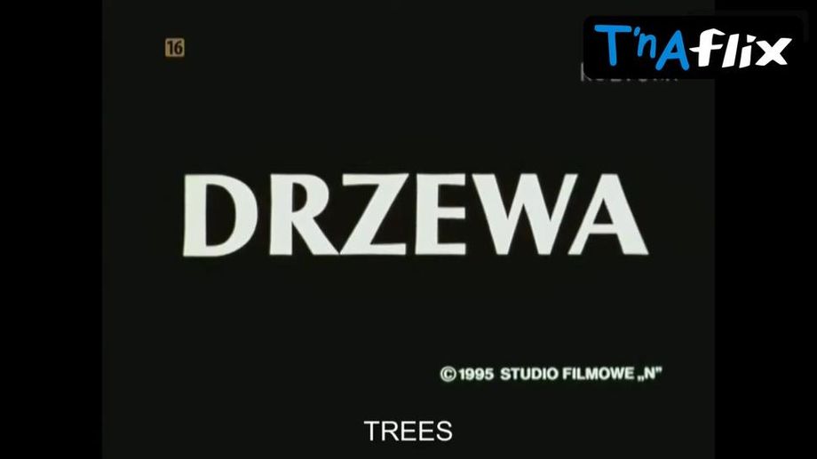 Ewa Kasprzyk Sexy Scene in Drzewa