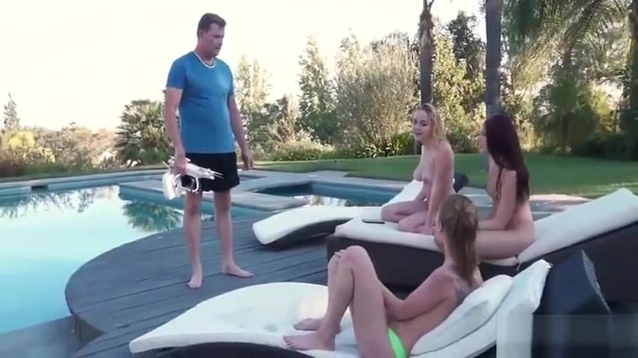 Sunbathing teens fuck a voyeur