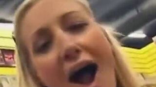 she gets a long deep dicking
