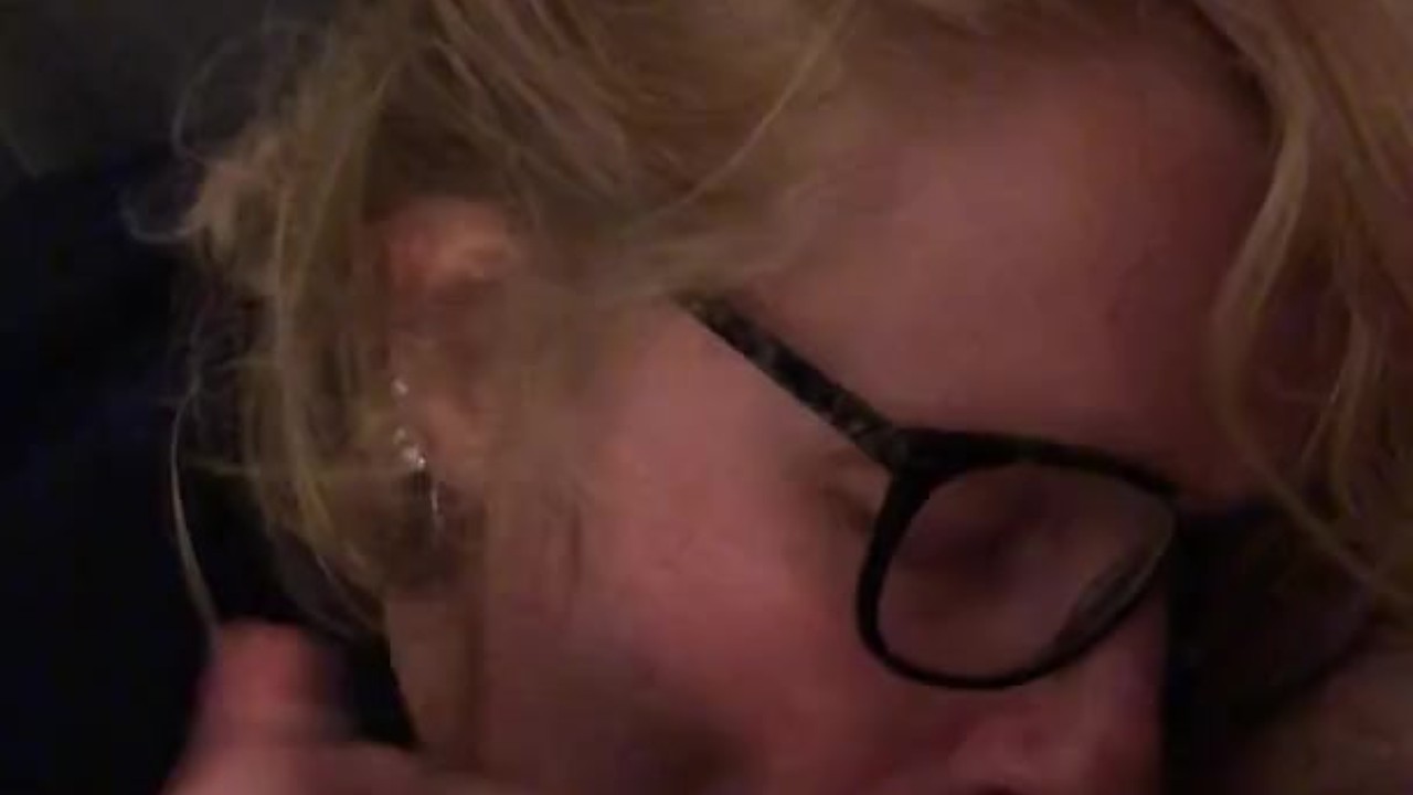 Amy's first creampie, watch it drip out