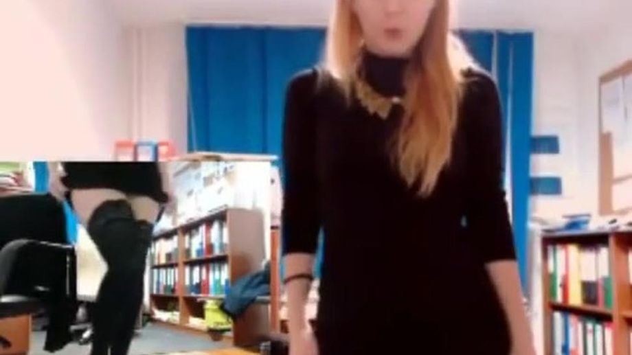 Library girl 856