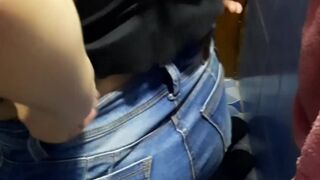 Mi  de 18 años entra mientras me estoy duchando casi nos cachan
