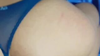 Por fin me cogí a mi vecina, de a perrita sin condón, llegó caliente de fiesta parte 2