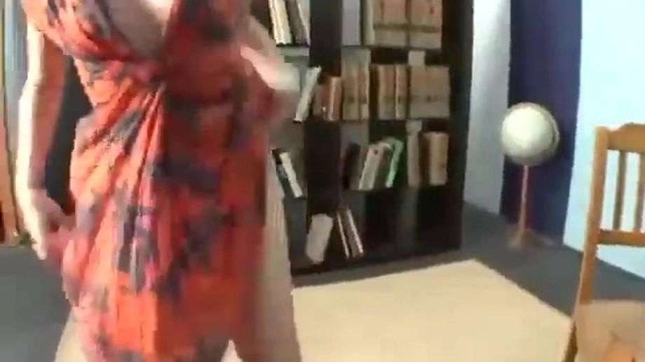 squirter in a book store