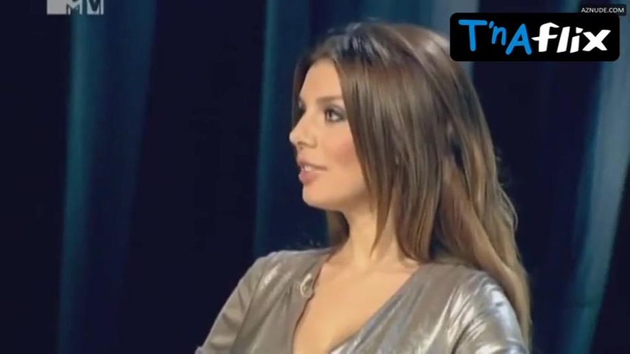 Svetlana Svetikova Breasts Scene in Project Runway