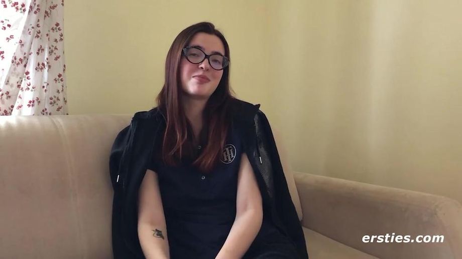 Felicia Plays With a Large Dildo