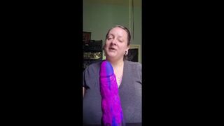 Mature BBW Milf from the Mommy Domme agency tests your dedication to the lifestyle