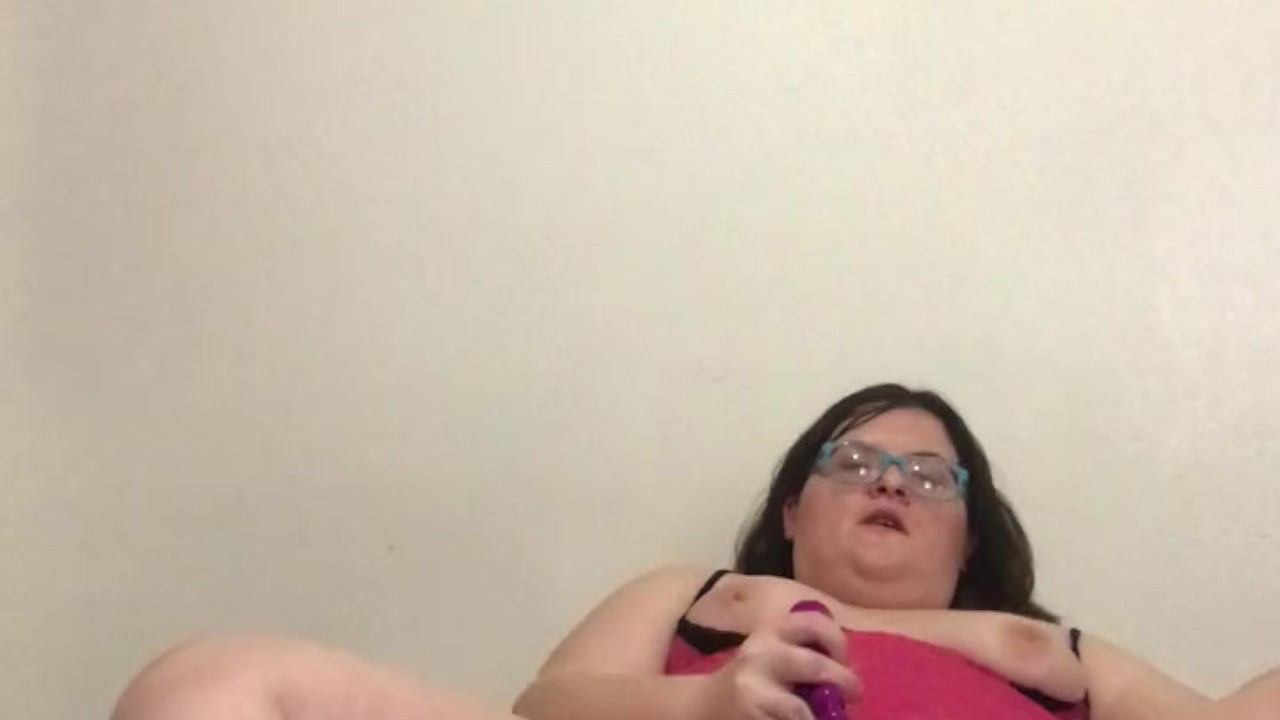 MILF SOLO PLAY