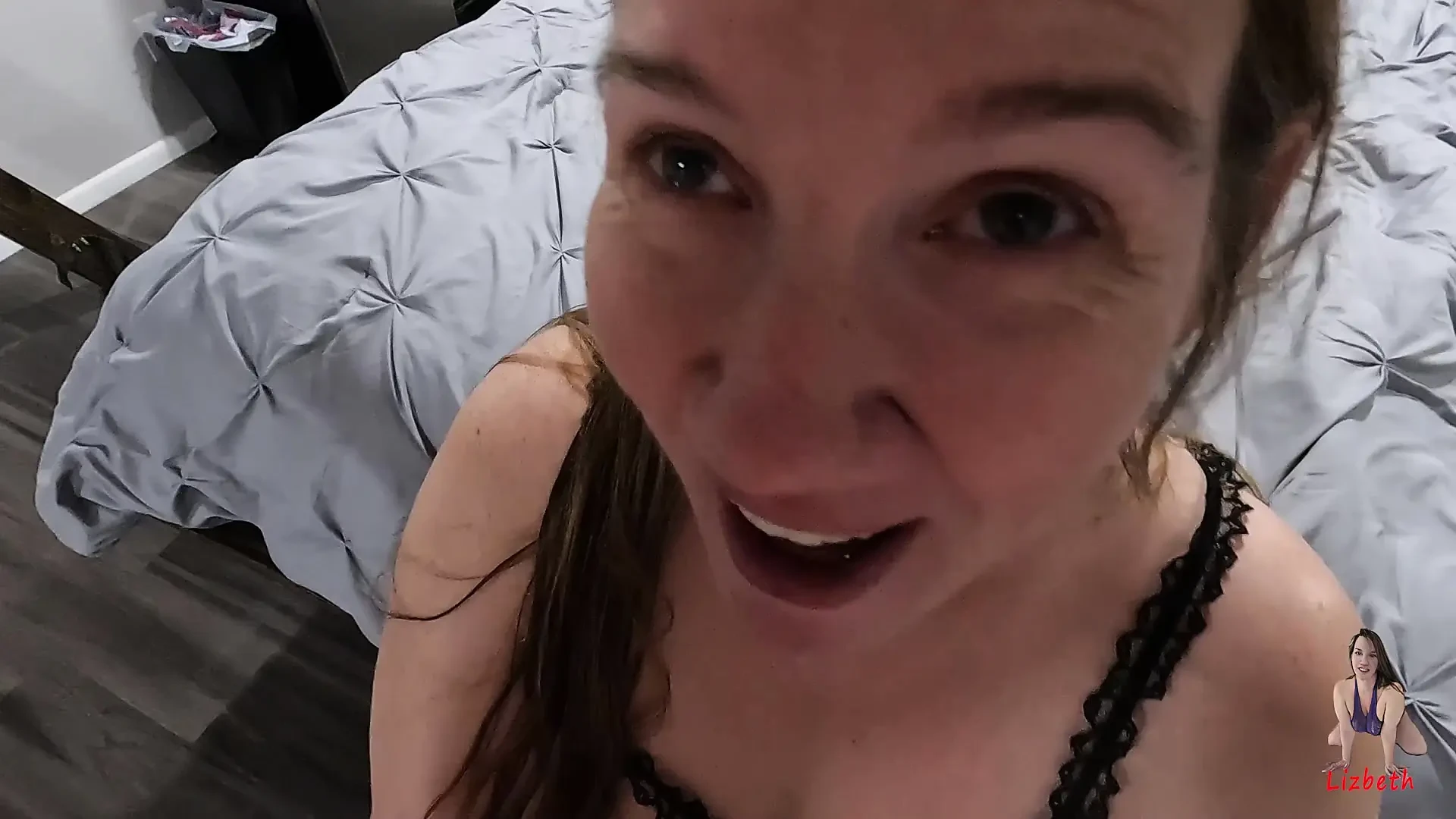 Mature model squirts and gets a huge facial
