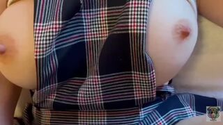 COLEGIALA CALIENTE SE LA METEN TODA ANTES DE IRSE A LA ESCUELA!!